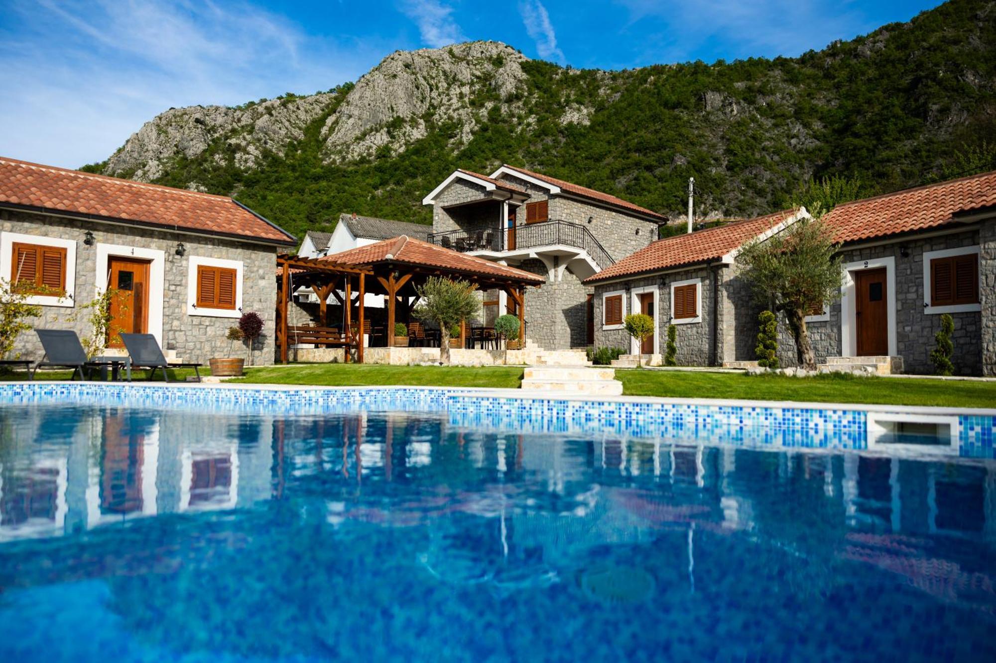 Lake Valley Virpazar Exterior photo
